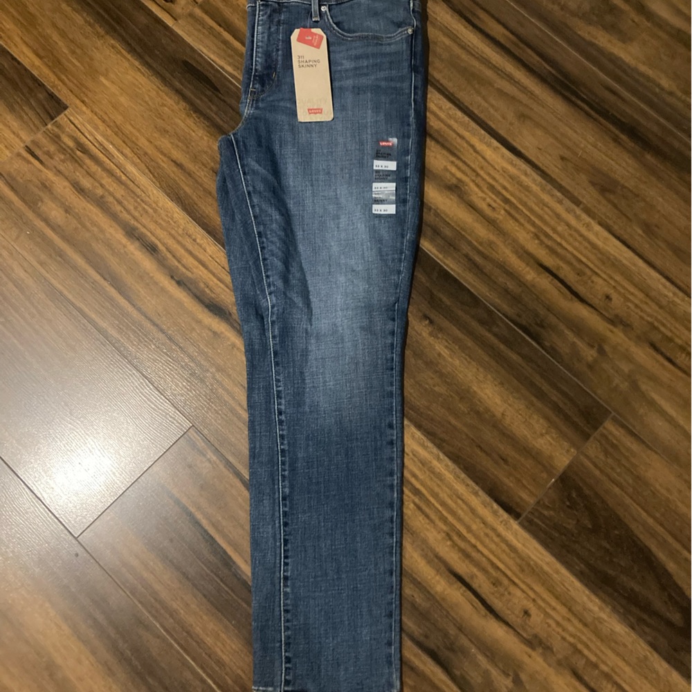 Levi Women Jeans